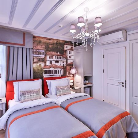9 Doors Hotel (Adults Only) อิสตันบูล ภายนอก รูปภาพ